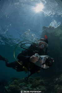 My buddy suddenly came in front of my lens I struggled a ... by Jacob Mortensen 
